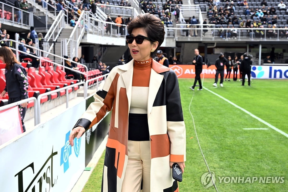 季前赛表现出色！Shams：湖人和奥利瓦里签下一份双向合同