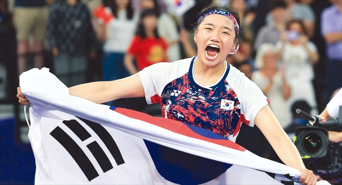 ⚽日职联战报：铃木优磨倒地未获点 鹿岛鹿角主场0-0闷平柏太阳神