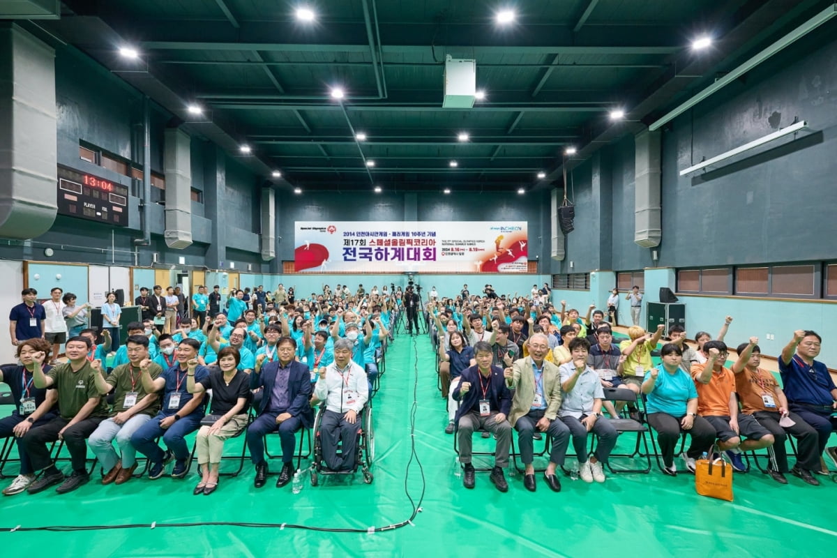 找回状态！科利尔首节5中4得8分 上场全场仅得9分