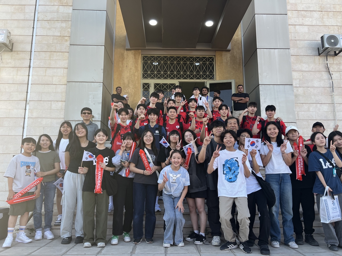 无奈10连败，球队老大难送出去，榜眼沦为水货！NBA可怜球队出现