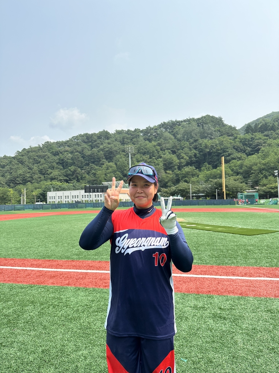 ⚽日职乙战报：所罗门替补双响 尤里补时破门 横滨FC作客4-1逆转击败爱媛FC