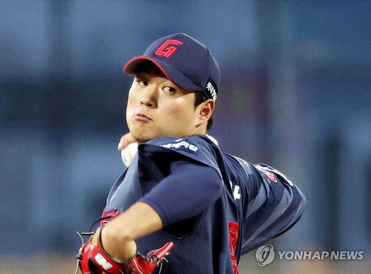 霍伊伦梅开二度，曼联3-2领先博德闪耀