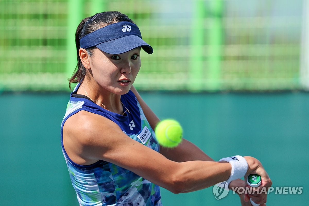【欧冠集锦】费兰梅开二度，巴萨客场3-2力克多特