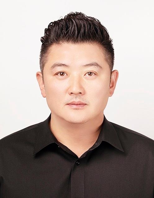 官方：江原FC主帅尹晶焕下课，助教郑卿浩正式接任