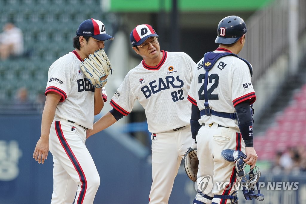 带伤坚持！李炎哲9中9独砍25分9篮板