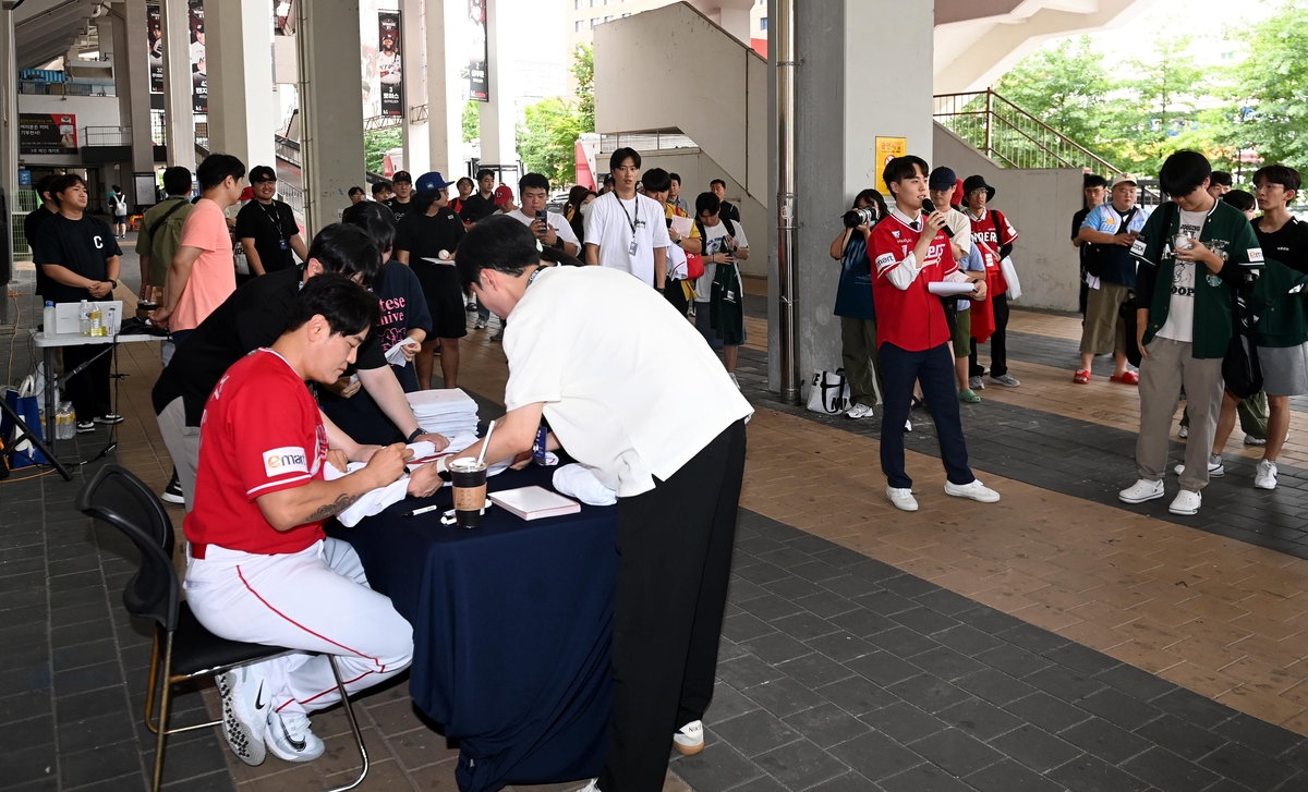 斯波神级挑战+绝妙战术：1.2秒约维奇2+1准绝杀 热火8年1亿太超值